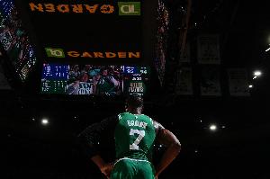 皮尔斯：布朗的生涯建立在不被外界尊重之上 这让他保持饥饿感